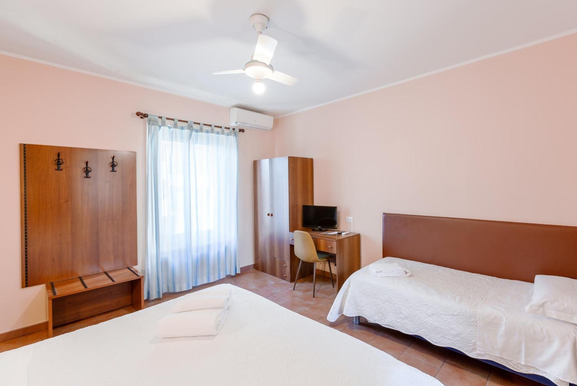 Hotel Castello Торино Екстериор снимка